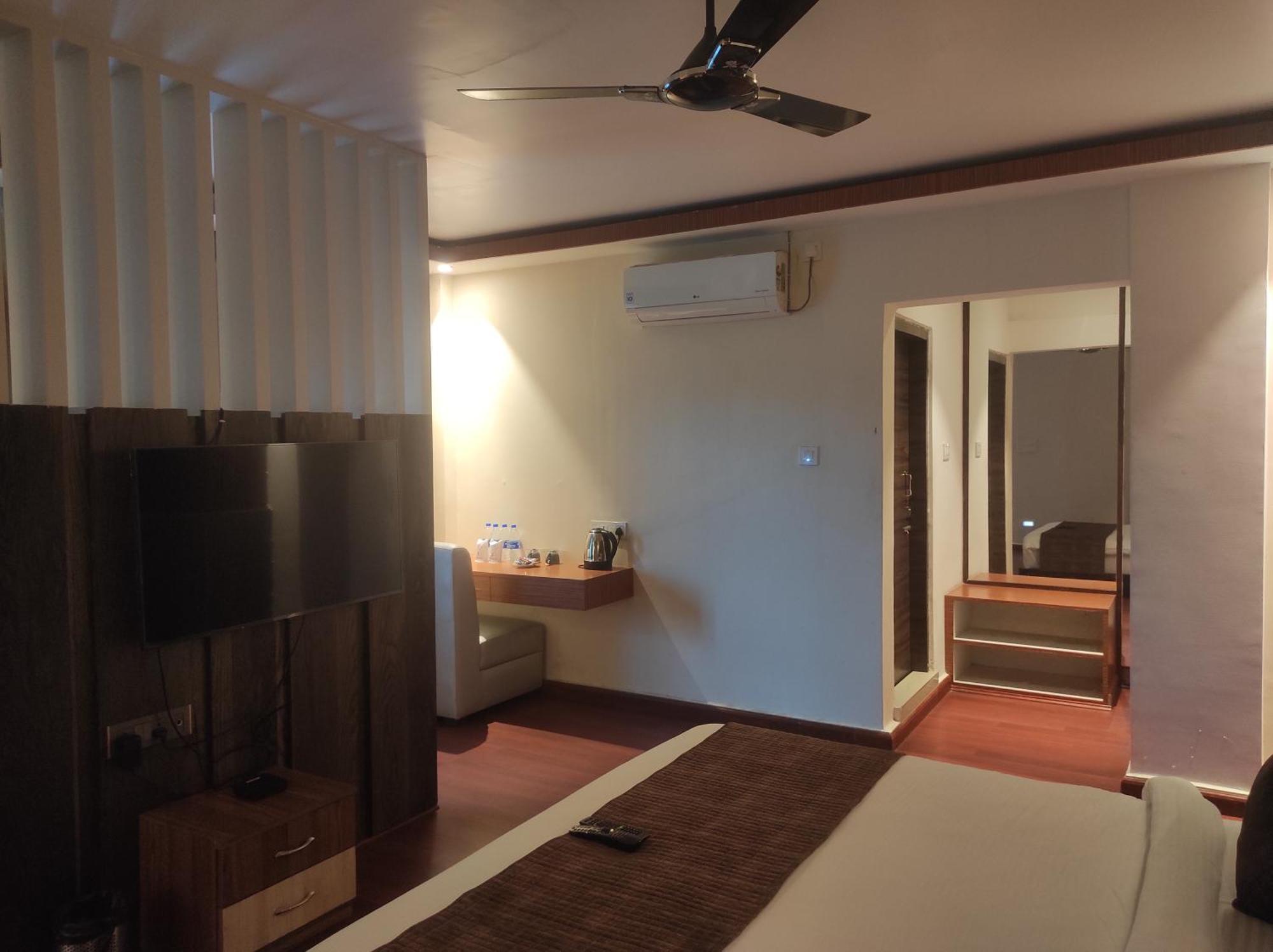 Hotel Obsidian Blue Itānagar Buitenkant foto