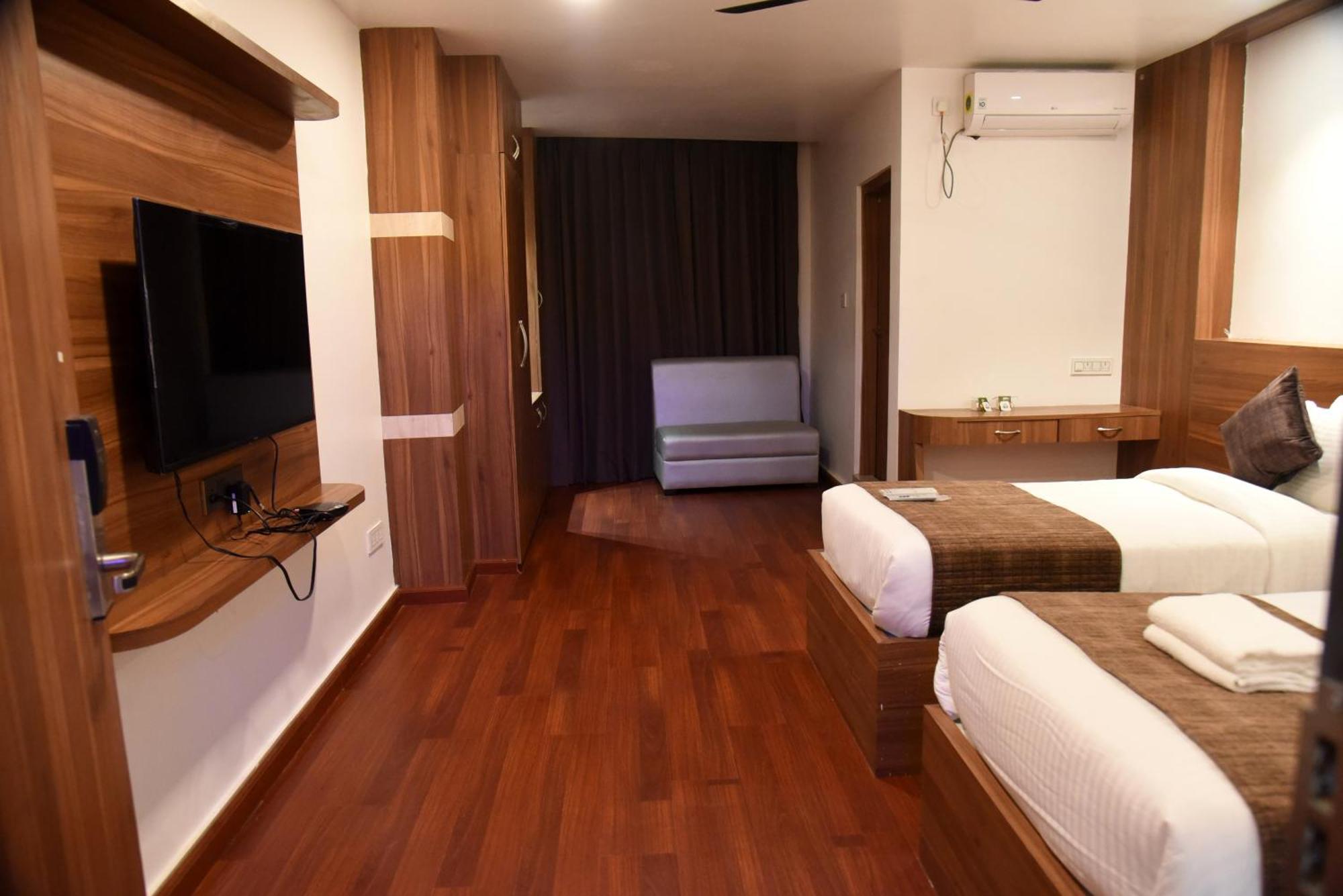 Hotel Obsidian Blue Itānagar Buitenkant foto
